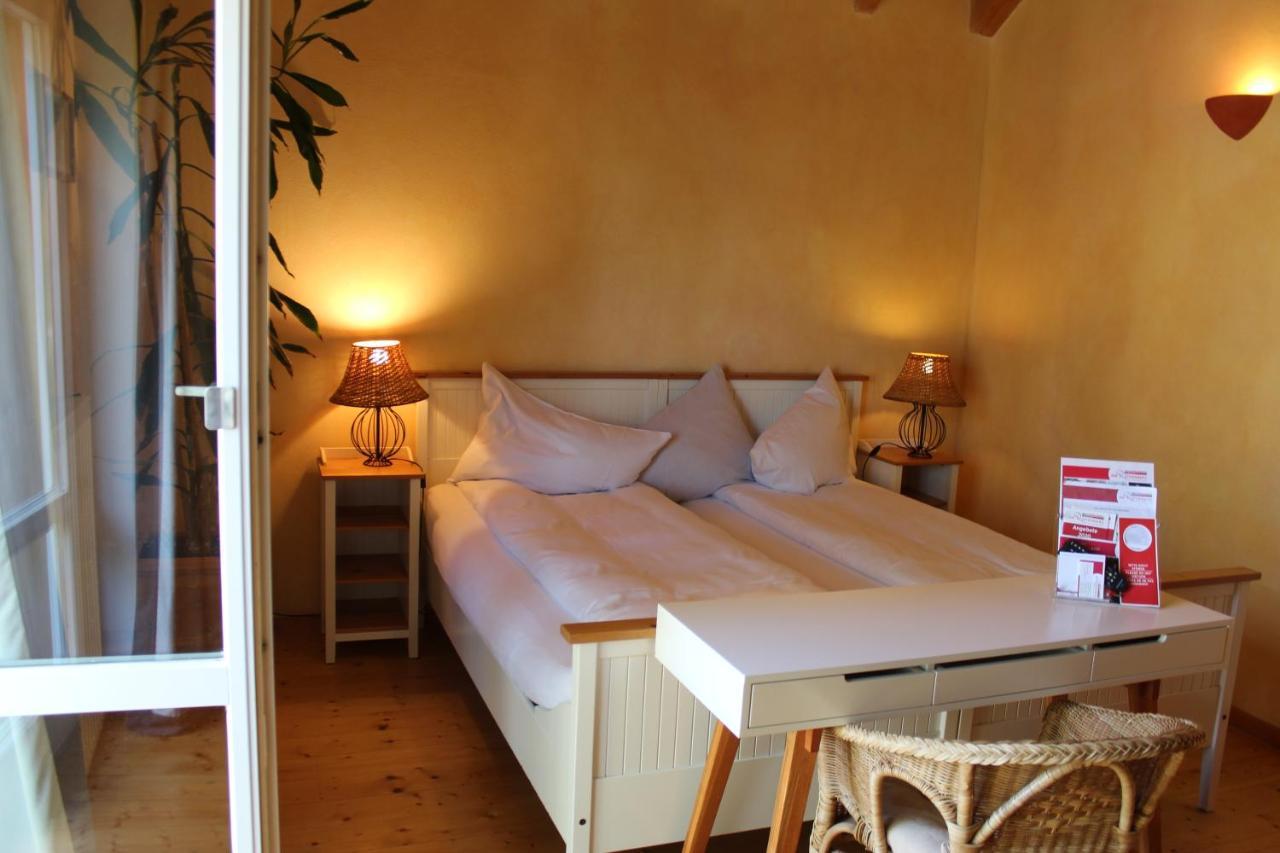 Am Rothenberg 4*
